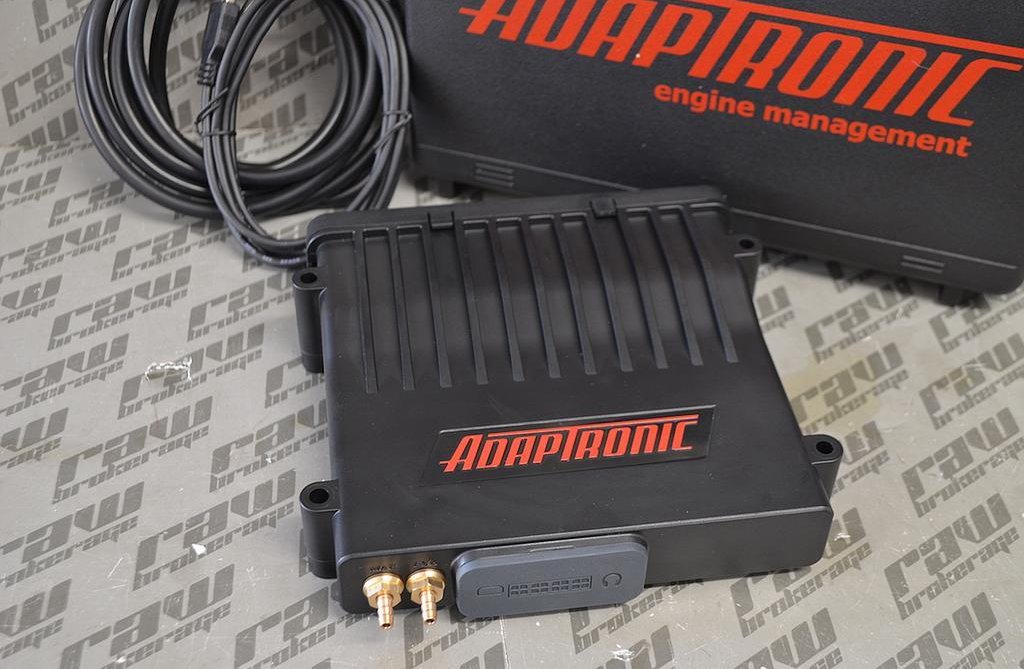 Adaptronic Plug-In Modular EMS for R34 Nissan RB25 NEO