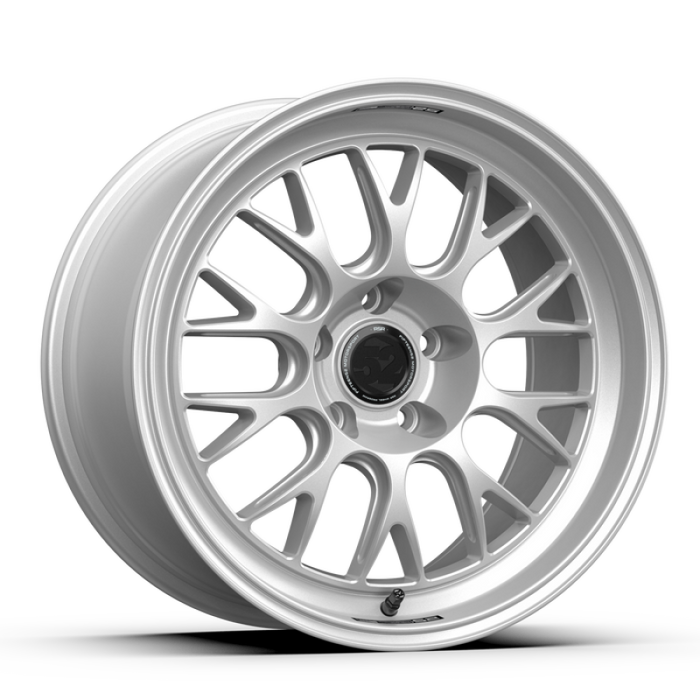 fifteen52 Holeshot RSR 18x10.5 5x120 25mm ET 72.56mm Center Bore Radiant Silver